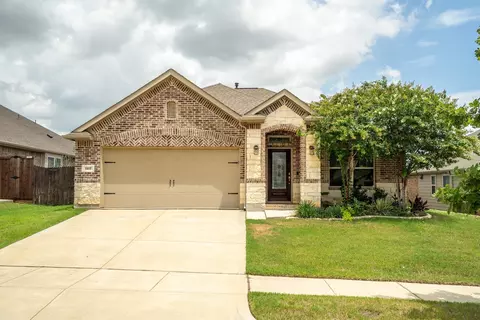 1917 Sapphire St, Denton, TX 76210