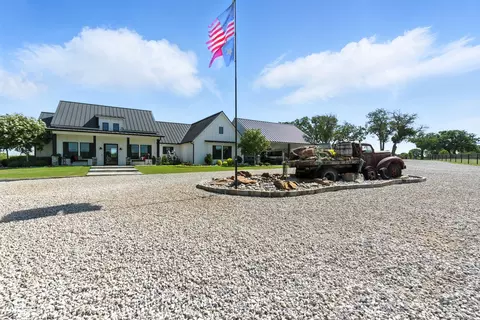 1403 N Fm 113, Weatherford, TX 76088