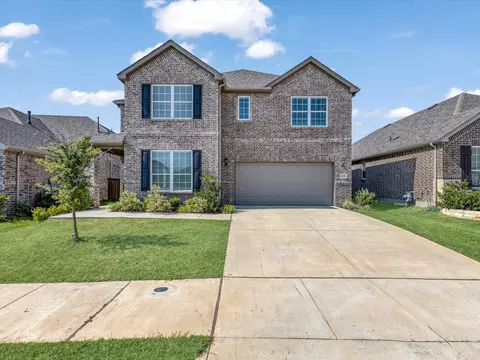9520 Trailway Dr, Oak Point, TX 75068