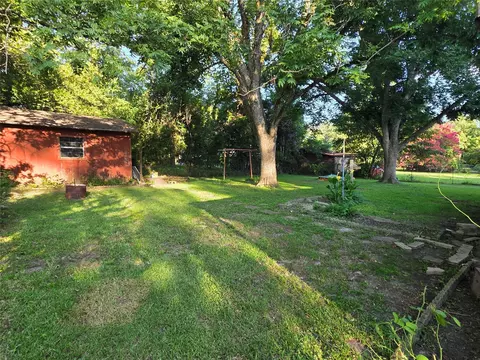 Exterior - 713 NW 10th St, Springhill, LA 71075 photo 5 of 5