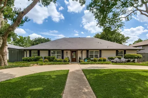 203 Fall Creek Dr, Richardson, TX 75080