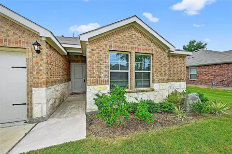414 Goliad St, Sherman, TX 75090