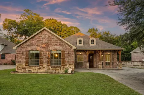 6932 Twin Ponds Dr, Plano, TX 75074