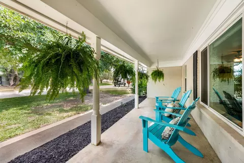 1605 Renee Dr, Hurst, TX 76054