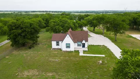 10018 Jackson Rd, Krum, TX 76249