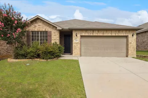 3720 Harbour Mist Trl, Denton, TX 76208