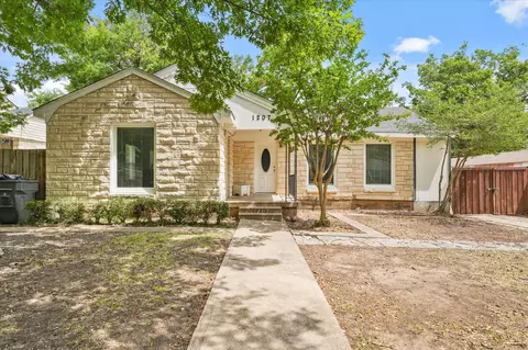 1207 Engle Ave, Dallas, TX 75224