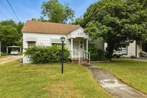 538 S Dixon St, Gainesville, TX 76240