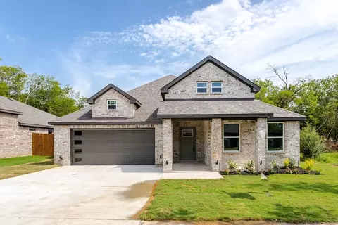 702 Crenshaw St, Terrell, TX 75160