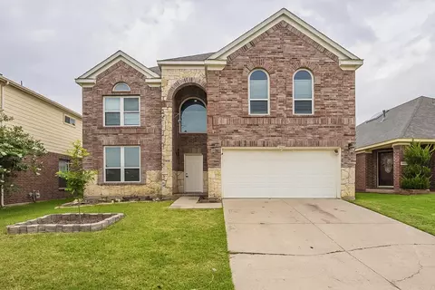 3829 Aldersyde Dr, Fort Worth, TX 76244