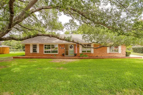 805 Lake Charles Ave, Fort Worth, TX 76103