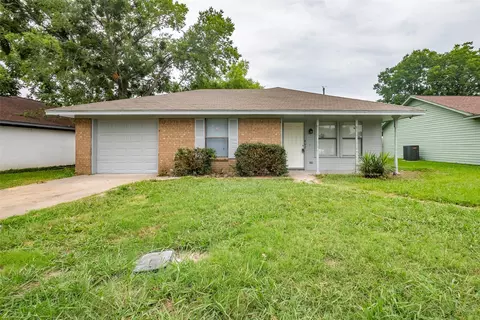 602 Cates Dr, Kaufman, TX 75142