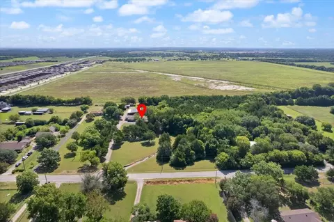 2830 Green Acre Ln, Lancaster, TX 75146