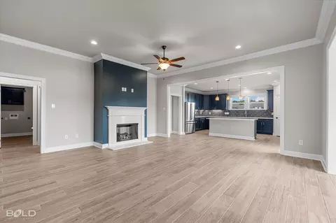 Living - 135 Brimestone Loop, Benton, LA 71006 photo 2 of 8