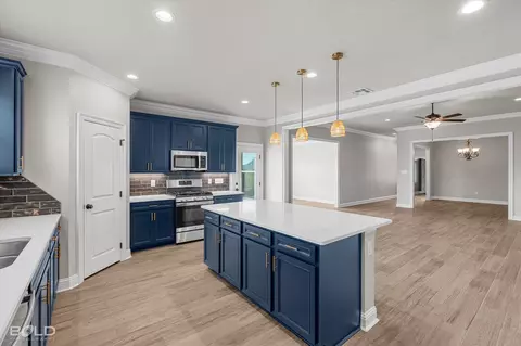 Kitchen - 135 Brimestone Loop, Benton, LA 71006 photo 5 of 5