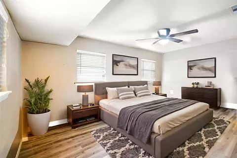 6725 Plantation Rd, Forest Hill, TX 76140