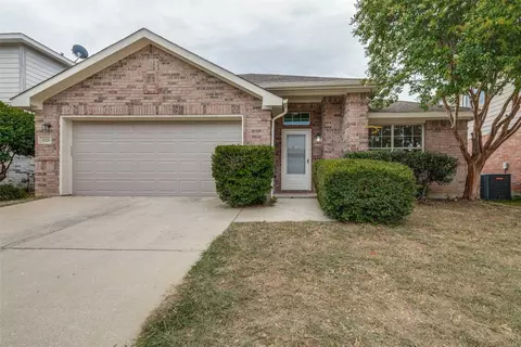 13225 Ridgepointe Rd, Fort Worth, TX 76244