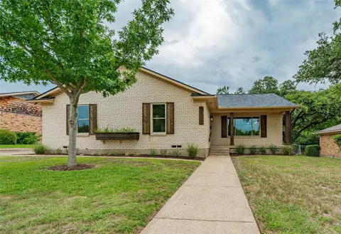 8934 Bretshire Dr, Dallas, TX 75228