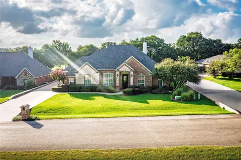 4700 Stoney Creek Ct, Granbury, TX 76049
