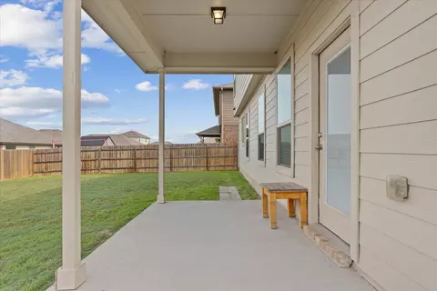 Exterior - 2917 Beutel Rd, Lorena, TX 76655 photo 6 of 8