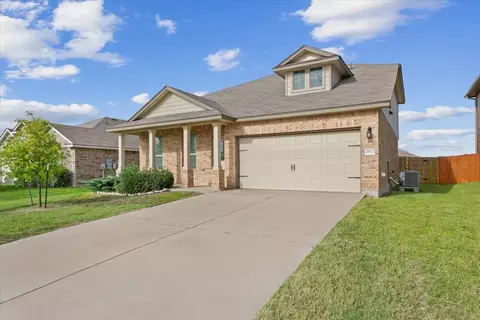 Exterior - 2917 Beutel Rd, Lorena, TX 76655 photo 3 of 8