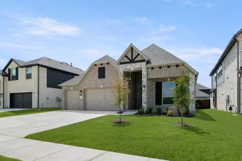 2102 Pelican Dr, Mansfield, TX 76063