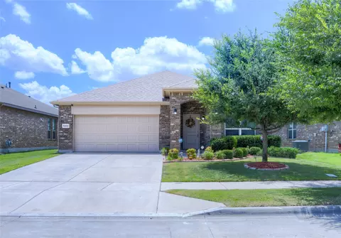 5233 Sugarcane Ln, Fort Worth, TX 76179