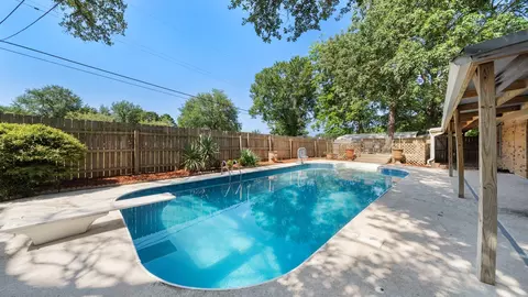 1399 Vz County Road 1803, Grand Saline, TX 75140