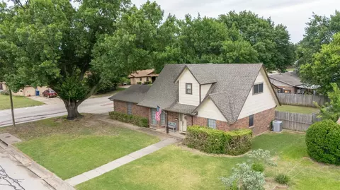 View/Area - 501 Nathan St, Burleson, TX 76028 photo 2 of 4