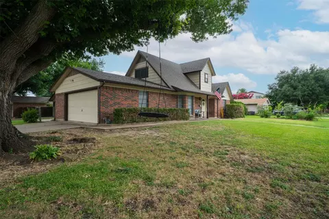 Other - 501 Nathan St, Burleson, TX 76028 photo 1 of 8