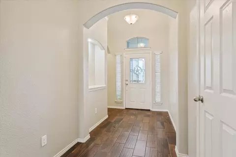 5301 Tama Dr, Waco, TX 76708 photo 6