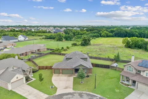 5301 Tama Dr, Waco, TX 76708