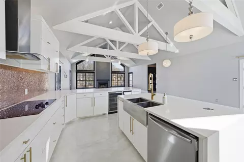 Kitchen - 310 Splitrail Dr, Kemp, TX 75143 photo 3 of 5