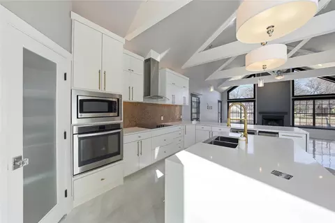 Kitchen - 310 Splitrail Dr, Kemp, TX 75143 photo 1 of 5