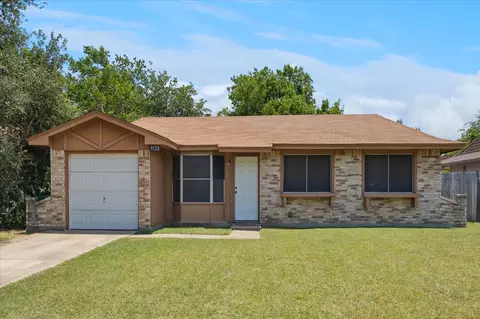 5528 Dunson Dr, Haltom City, TX 76148