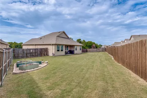 1136 N Churchill Dr, Royse City, TX 75189
