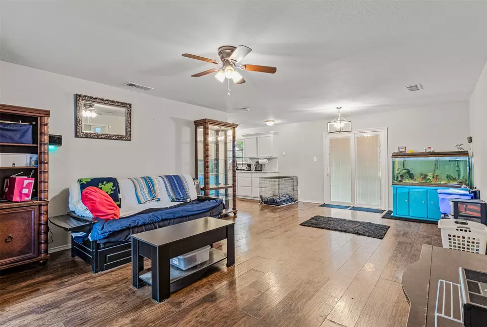 Other - 908 Meadowdale Dr, Royse City, TX 75189 photo 1 of 4