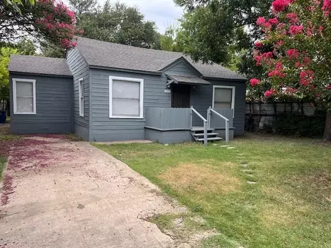 2815 Seevers Ave, Dallas, TX 75216
