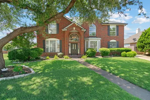 5116 Broken Bow Dr, Fort Worth, TX 76137
