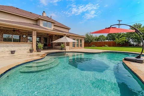 1837 Trail Dr, Rockwall, TX 75087