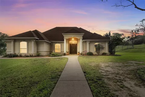 140 Dustin Cir, Hudson Oaks, TX 76087