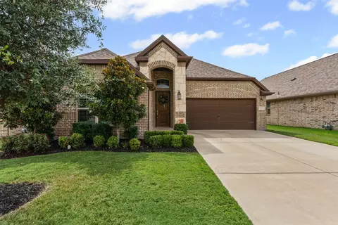 10105 Warberry Trl, Fort Worth, TX 76131