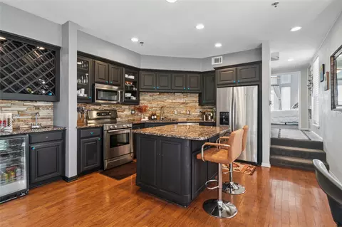 3235 Cole Ave #85, Dallas, TX 75204