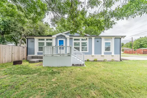 427 Grayson Ct, Joshua, TX 76058