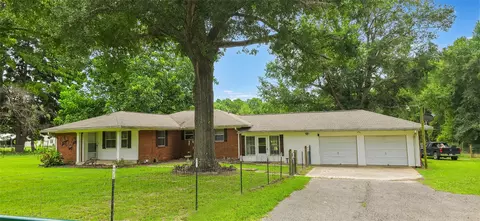 512 An County Road 161, Elkhart, TX 75839