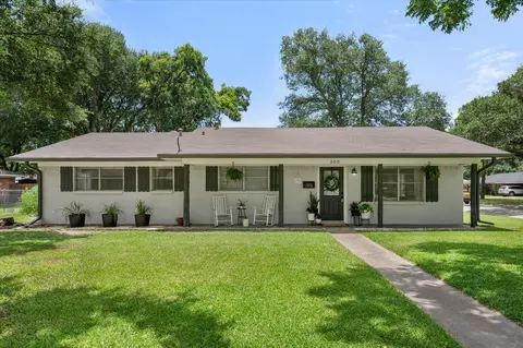 300 L S P Cir, Kerens, TX 75144