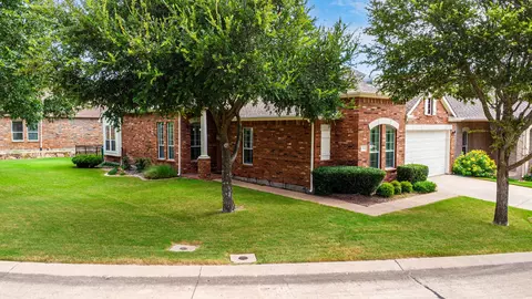 344 Wrangler Dr, Fairview, TX 75069