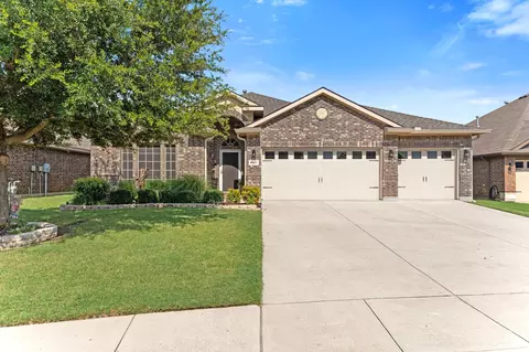 6911 Muirfield Dr, Arlington, TX 76001