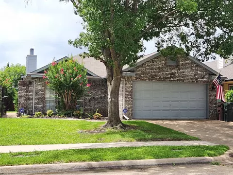 1320 Sheila Dr, Plano, TX 75023