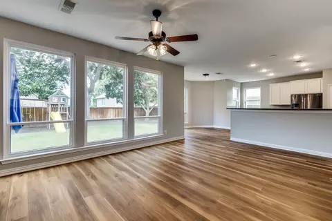 409 Crutcher Xing, Mckinney, TX 75072